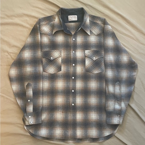 Woolrich Men’s Wool Flannel - Picture 7 of 16